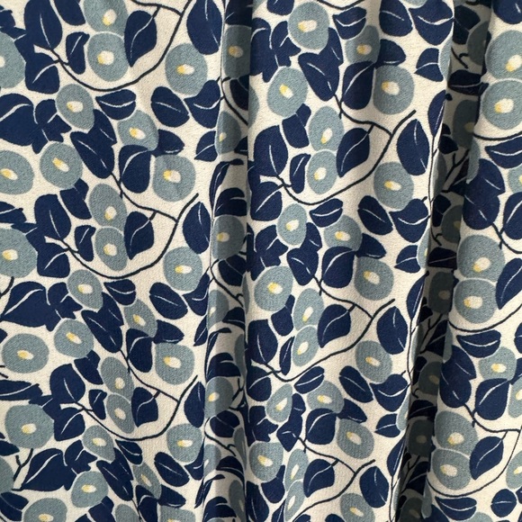 Max Studio Blue and White Floral Dress Size Small - Picture 4 of 9